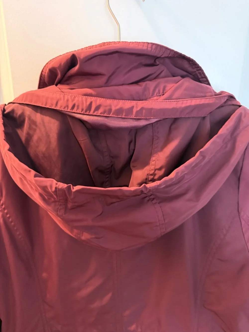 Michael Kors Women's Maroon Rain Jacket with Gold Hardware - Picture 6 of 9